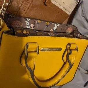 Updated!!!Steve Madden purse